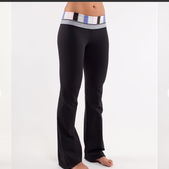 lululemon athletica Pants - Lululemon Groove Pant Flare Quilting Winter Sz 8